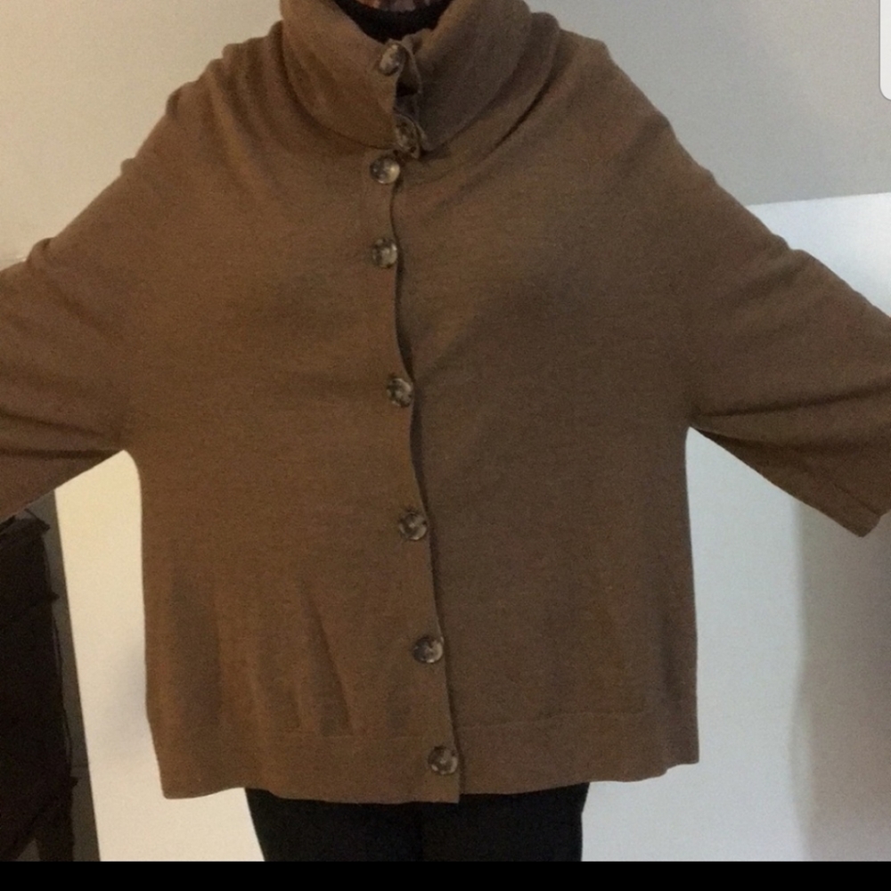 THEORY sweater 😊